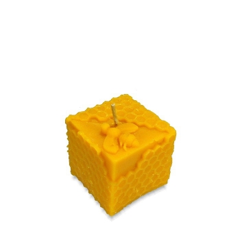 Sviečka kocka s včelou Sviečka kocka s včelou